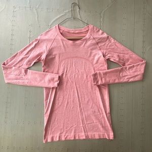 Pink Lululemon swiftly tech